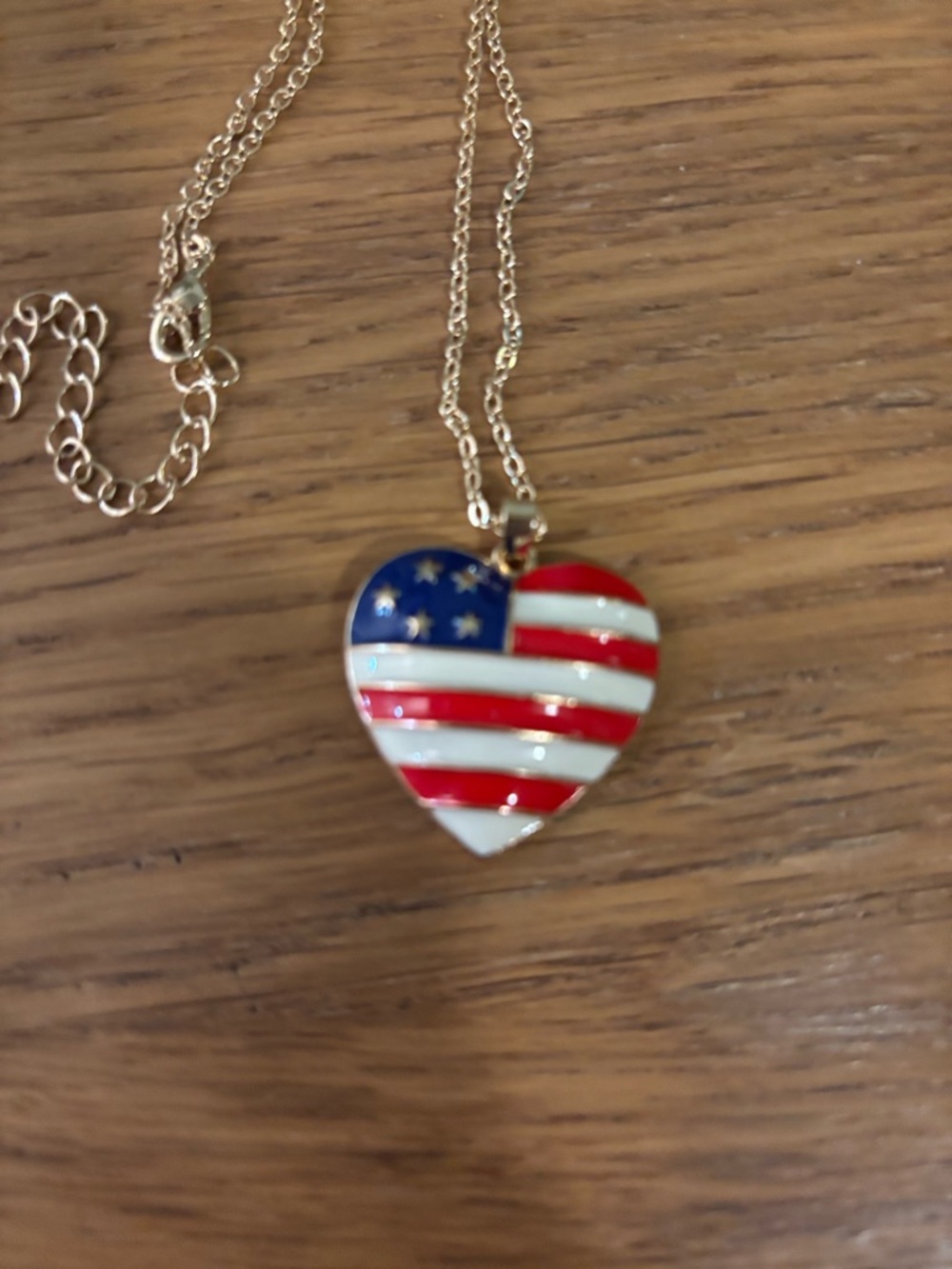 Patriotic Heart Pendant Necklace Gold Tone Red White Blue 5th of July NEW - Picture 2 of 6
